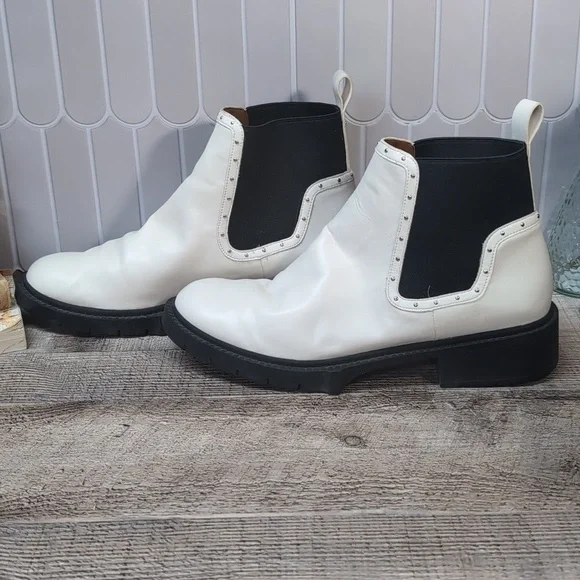 Coach White and Black Leather Boots - Picture 2 of 14